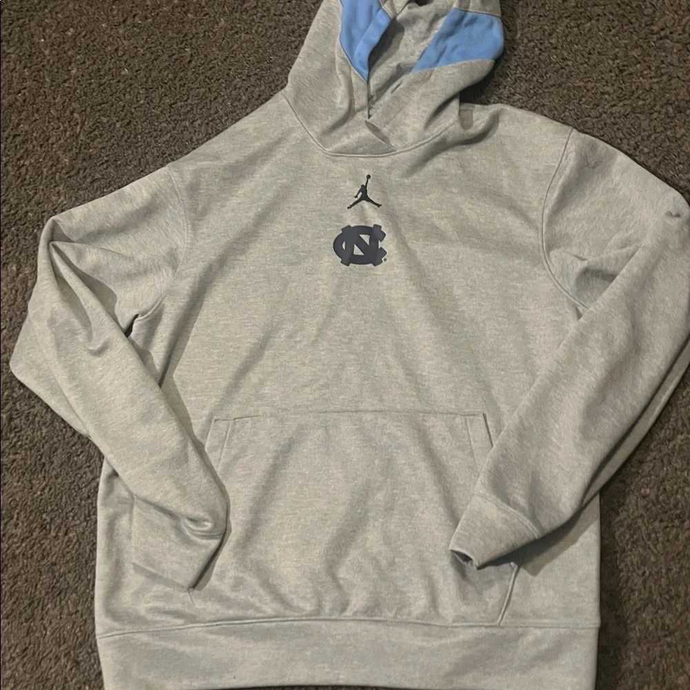 Men’s Jordan hoodie M